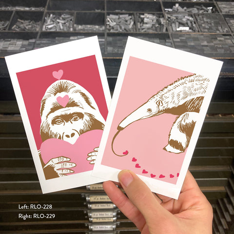 RLO-229 Anteater with Hearts