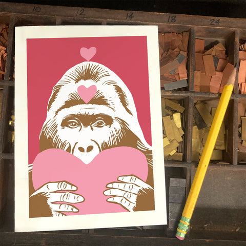 RLO-228 Gorilla with Hearts