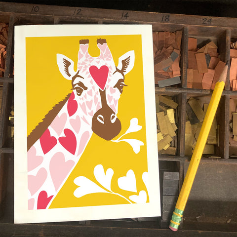 RLO-230 Giraffe with Hearts