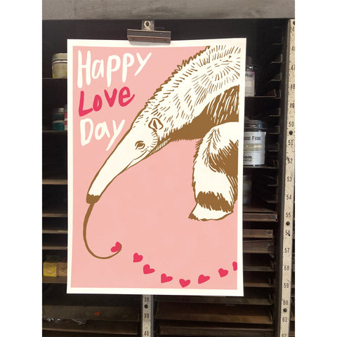 RLO-233 Anteater Hearts and Words